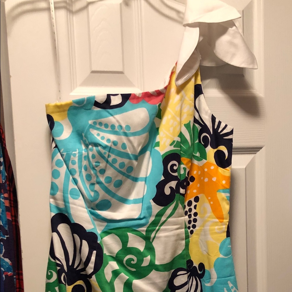 One shoulder dress